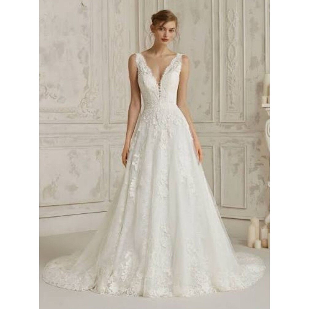 Pronovias Maggy Wedding Dress A Line Lace Bustle Size 4/6